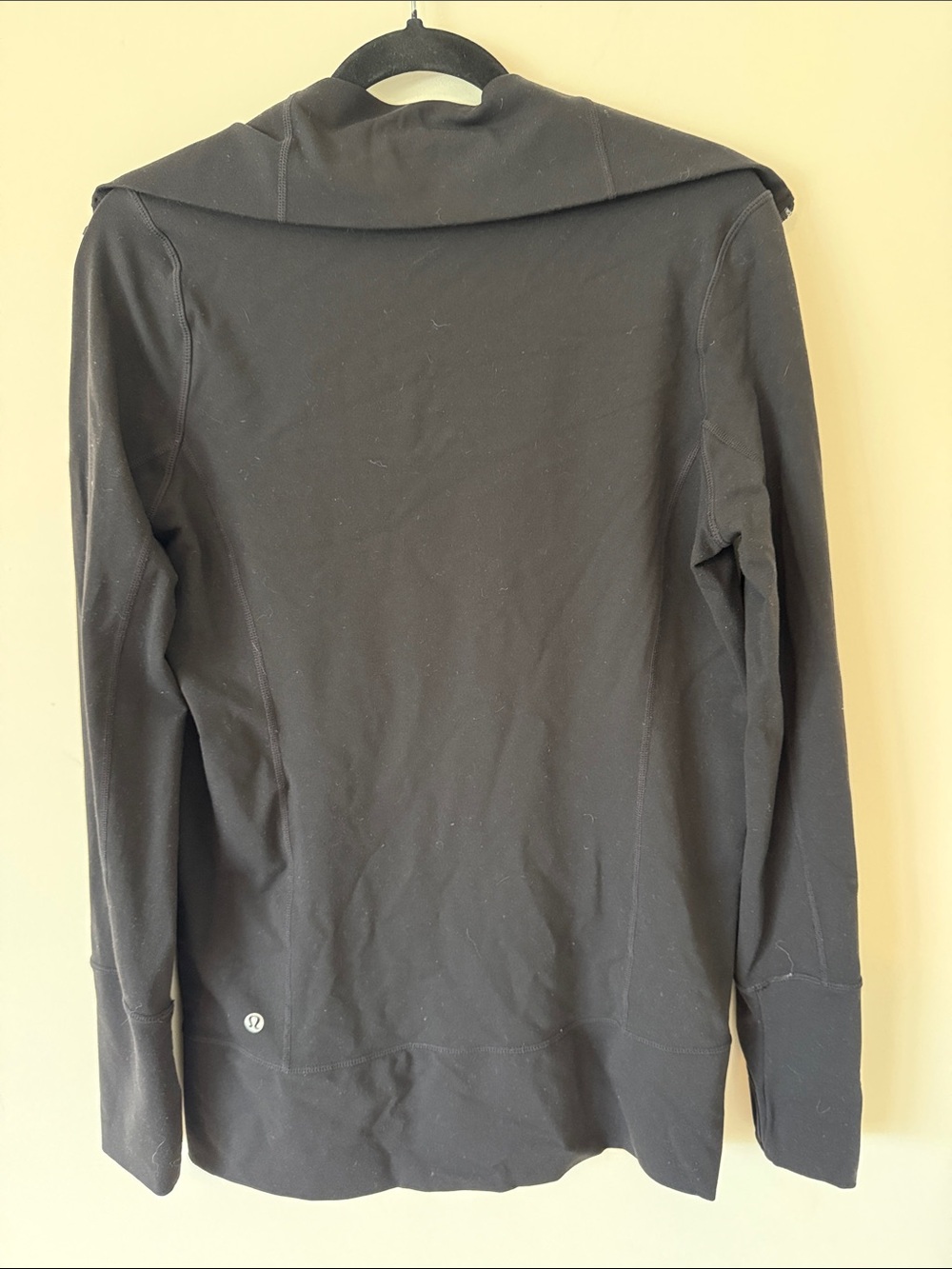 43. LULULEMON STRIDE JACKET - Picture 6 of 7
